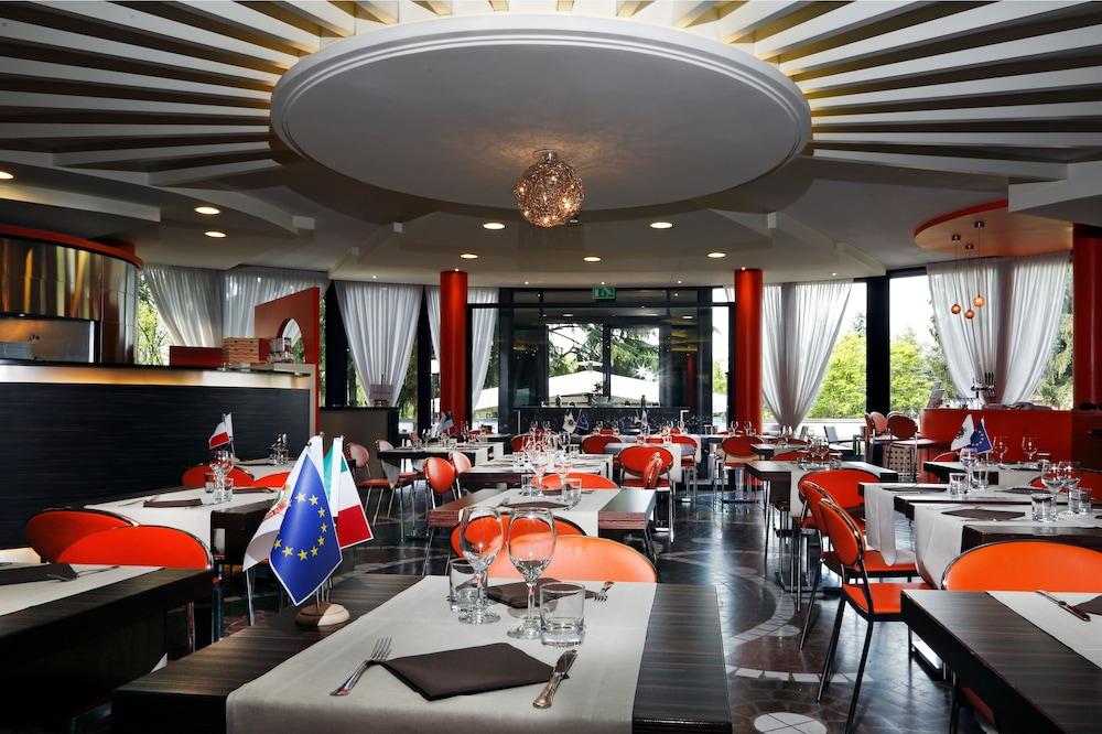 Hotel Pineta Busto Arsizio Kültér fotó